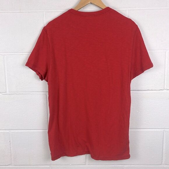 American Eagle men’s Y2K retro patch graphic red short sleeve tee - Picture 4 of 5